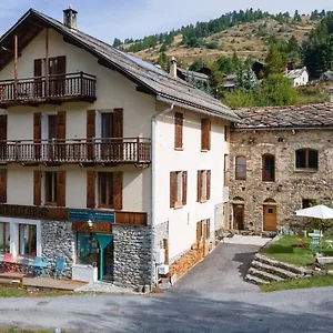 Les 1000 Cols, Anciennement Val D Azur Couette-café Molines-en-Queyras