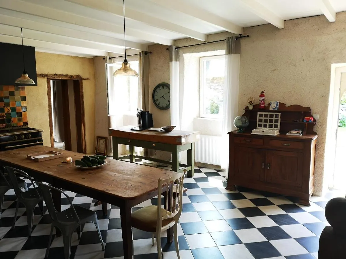 فندق مبيت وإفطار Ploezal Le Domaine De Coat Rogan L'Espace Familial فرنسا